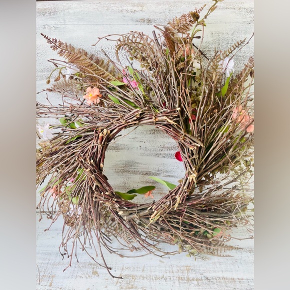 Pink Gardenia Wreath, 24” - Picture 7 of 12